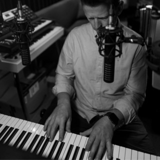 Peaceful Piano Keys