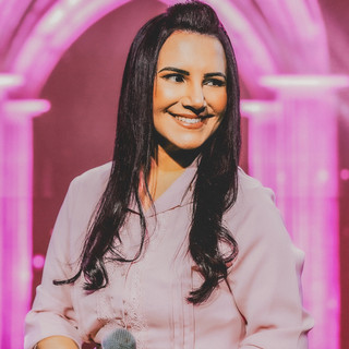 Giselli Cristina artist photo