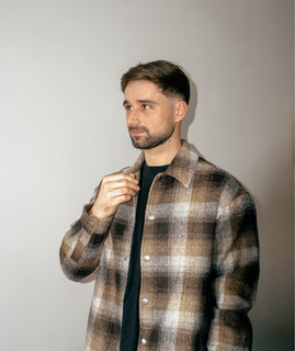 Aaron Brave