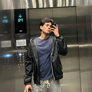 MLNØ