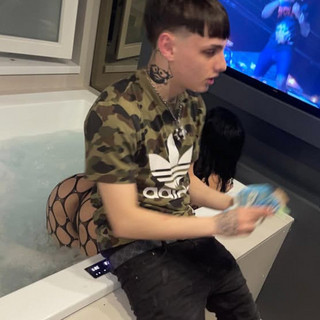 Dagood YL