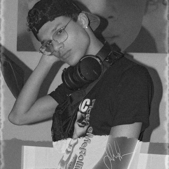 QUINN | Spotify