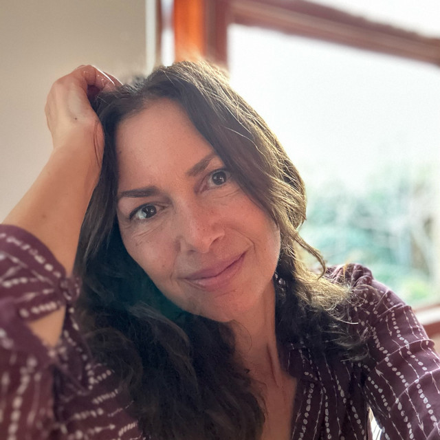 Susanna Hoffs image