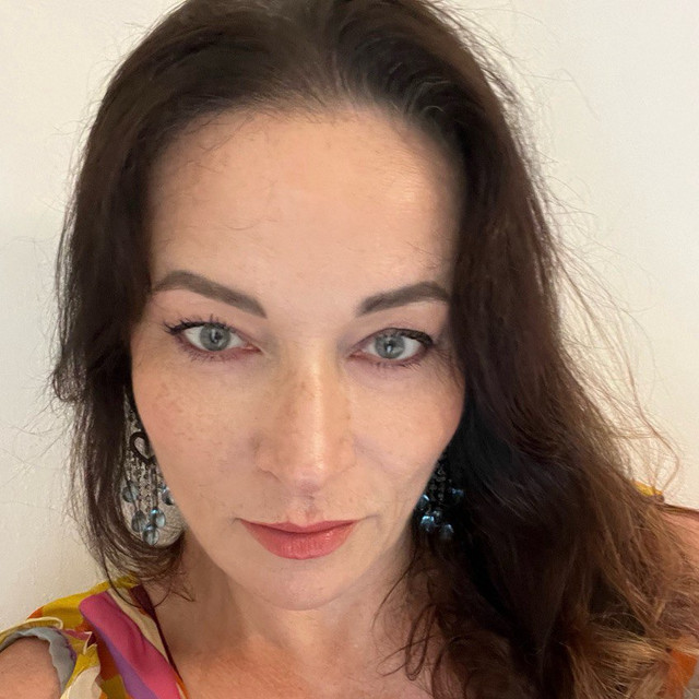 Anastasia Anniemore24