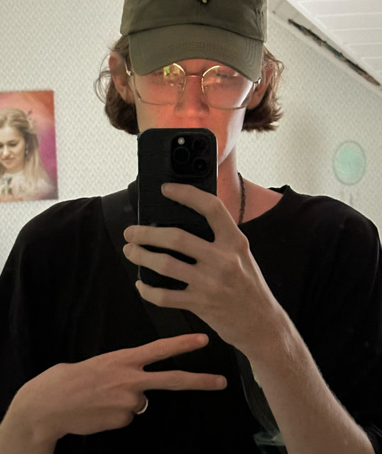 avatar img