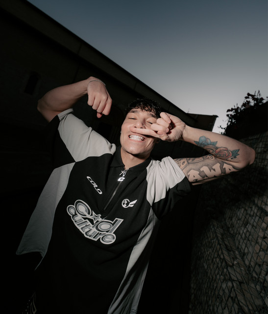 Lory G