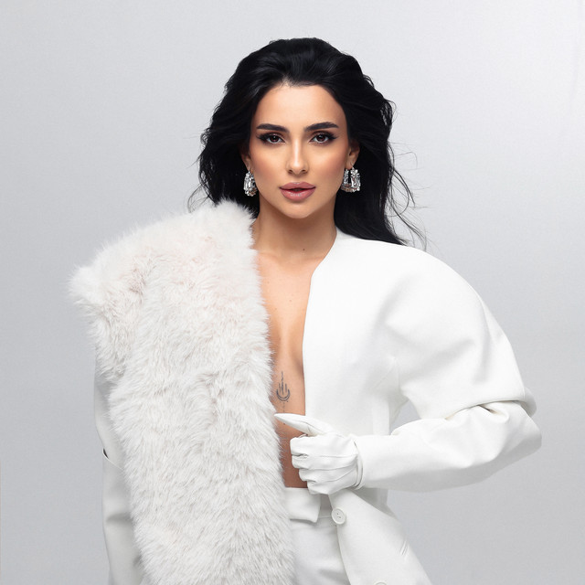 Анна Трінчер