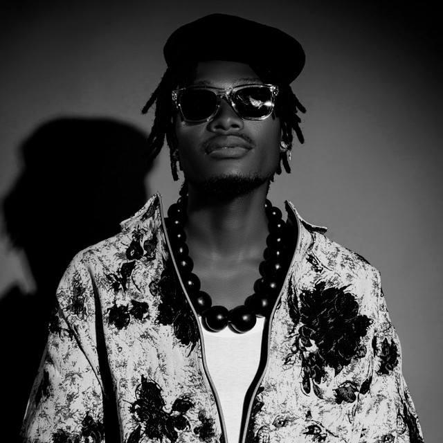 Dia Money | Spotify