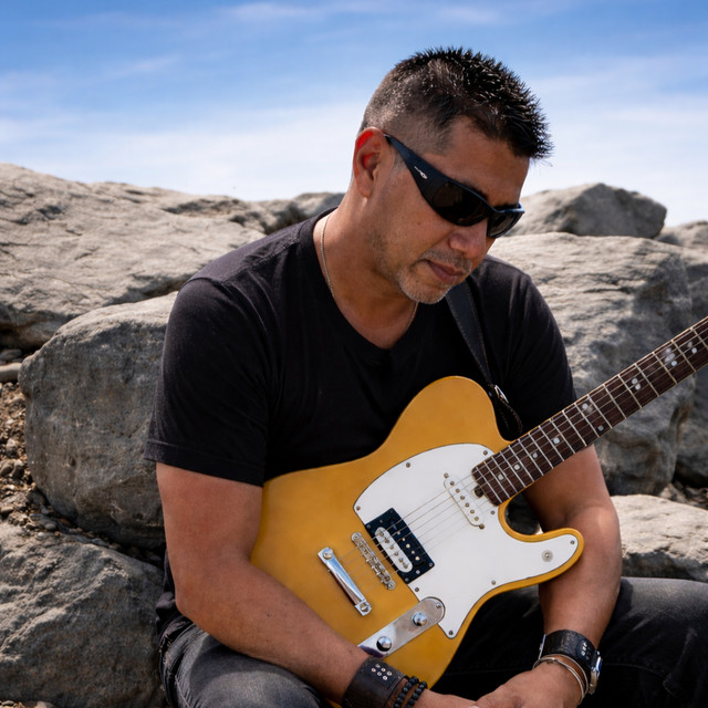 Manuel Arteaga artist photo