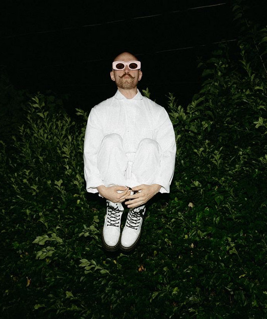 Roger Songbird | Spotify