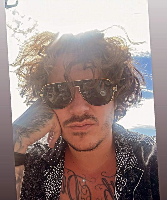 J Keys | Spotify