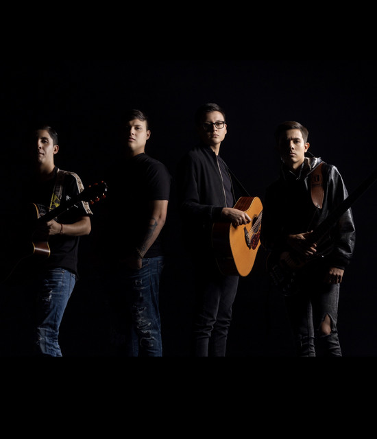 Los Chavalos De La Perla