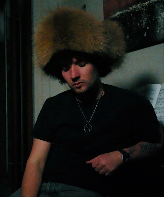 Leone | Spotify