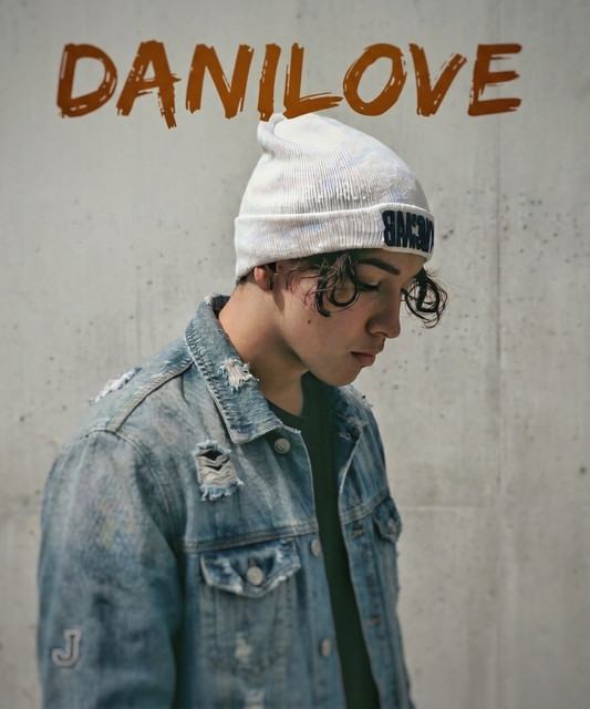 DaniLoVe