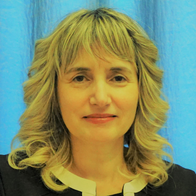 Irma Kurti