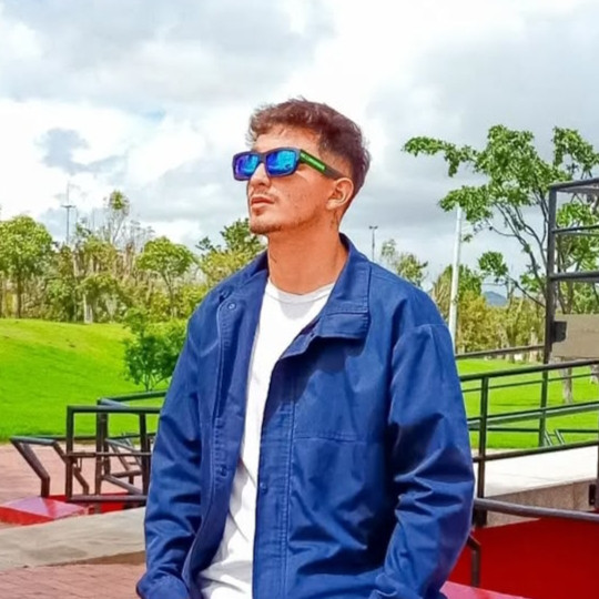 Jhay Hernandez | Spotify