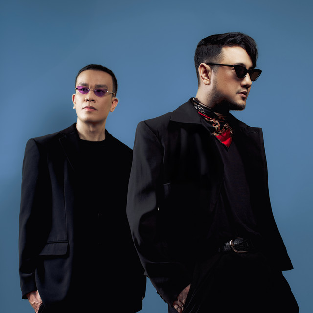Showbiz | Spotify
