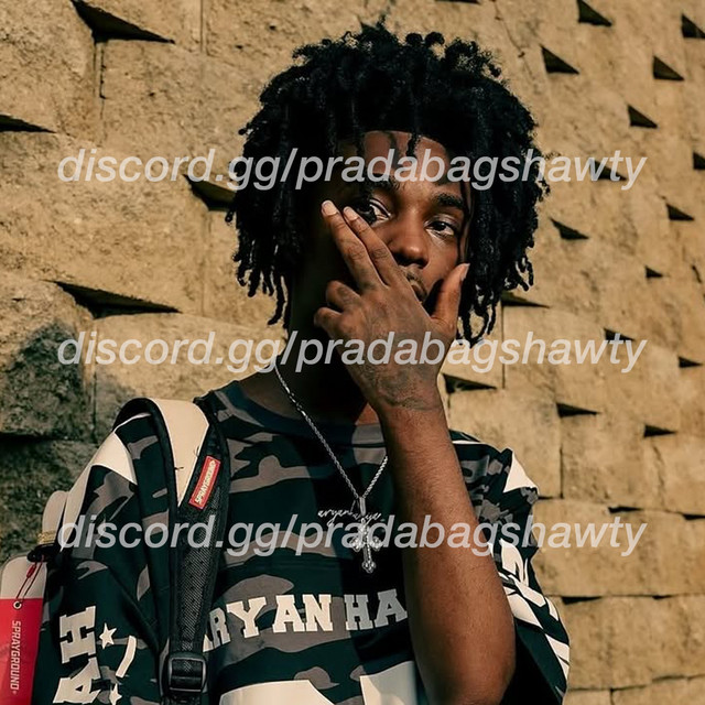 Prada Hub