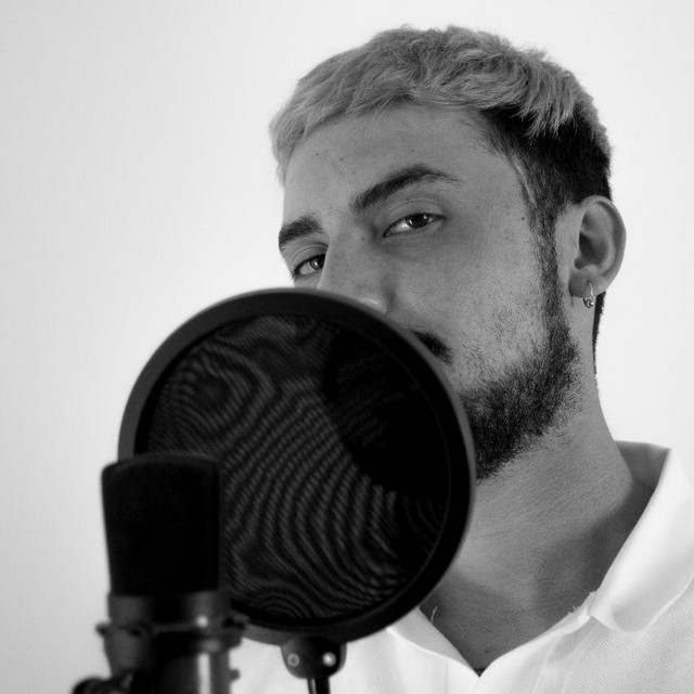 Zoneoficial | Spotify