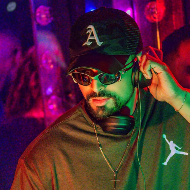 DJ W O BRABO
