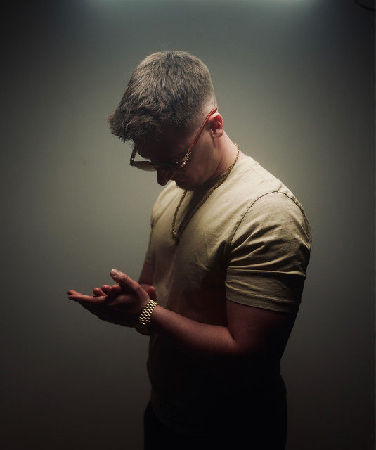 Huzzler | Spotify