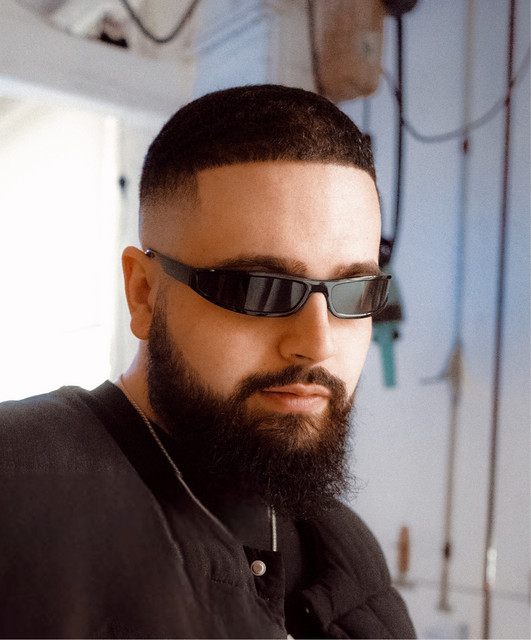 Authentique