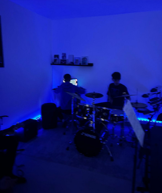 Blueyesz