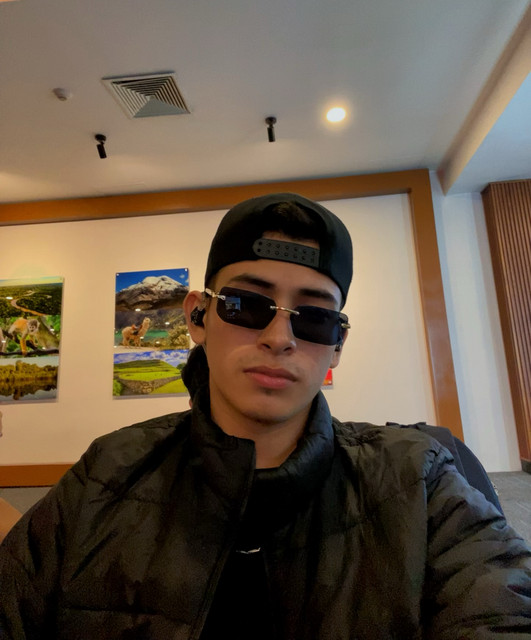 Jey leon