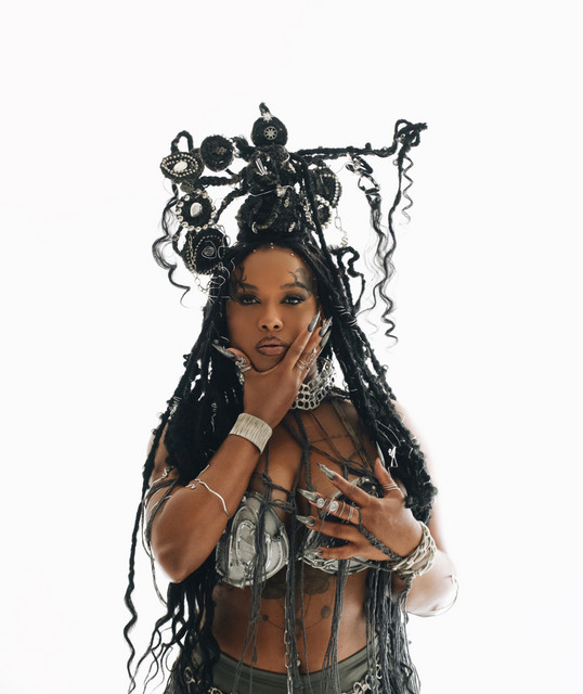 Mc Luanna image