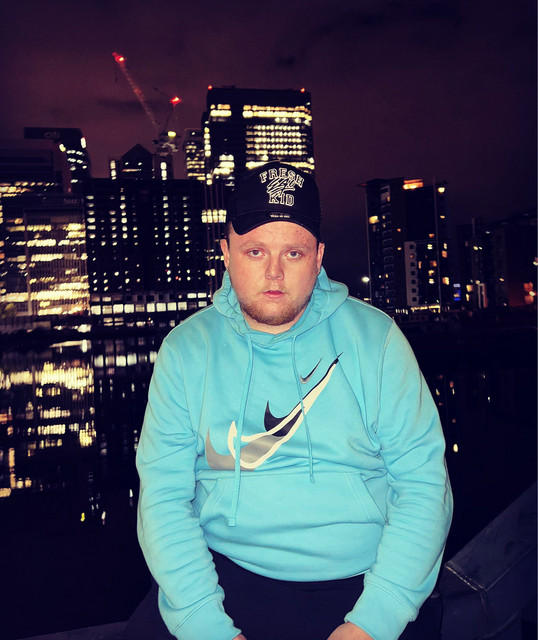 B1NE9INE | Spotify