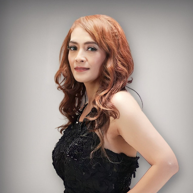 Ria Angelina image