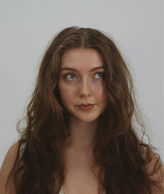 Honey Grace B