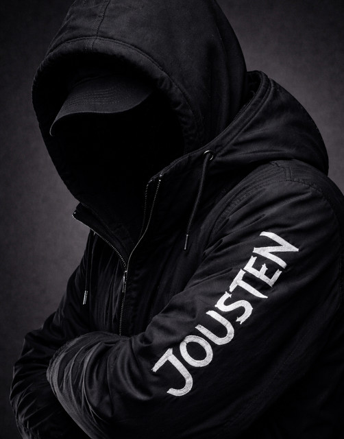 Jousten