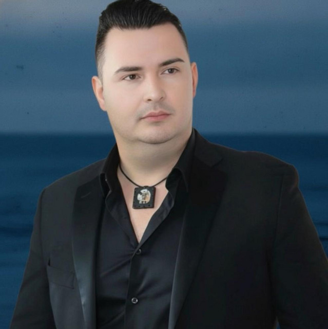 avatar img