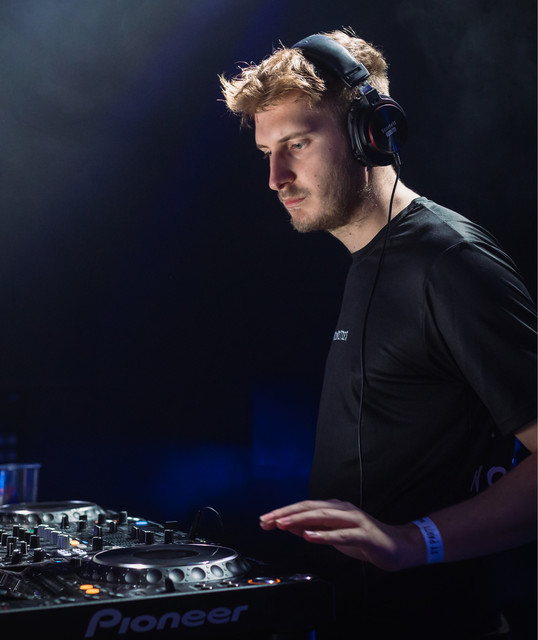 DJ Billy