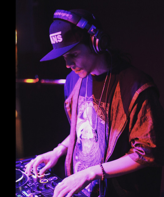 Chords & Arrows artist photo