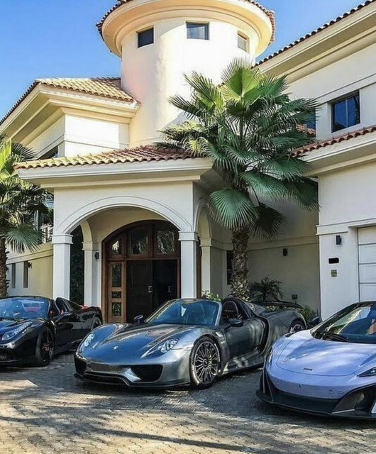 Lavish Dreams
