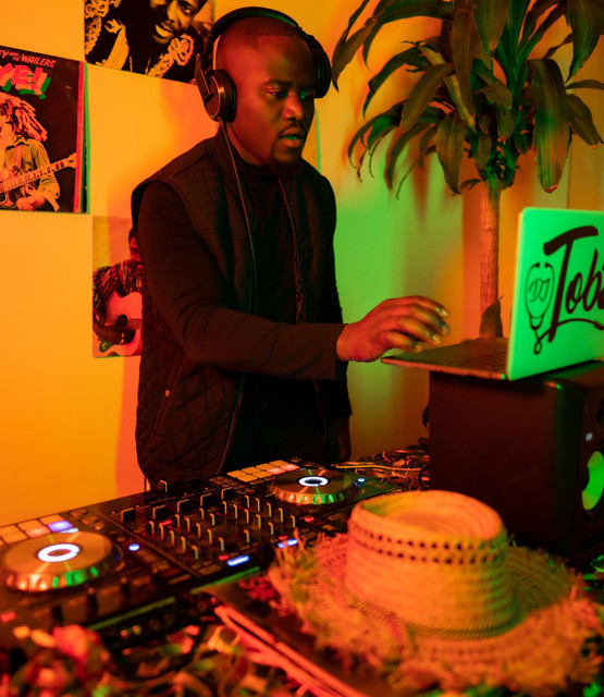 DJ Tobz