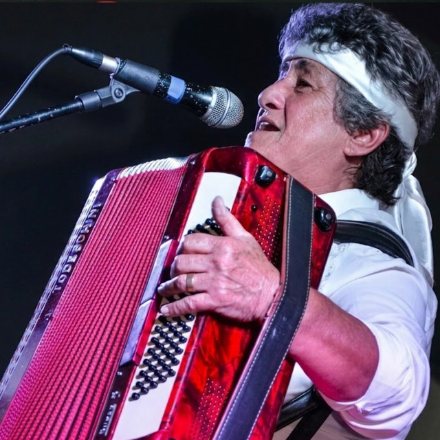 Berenice Azambuja