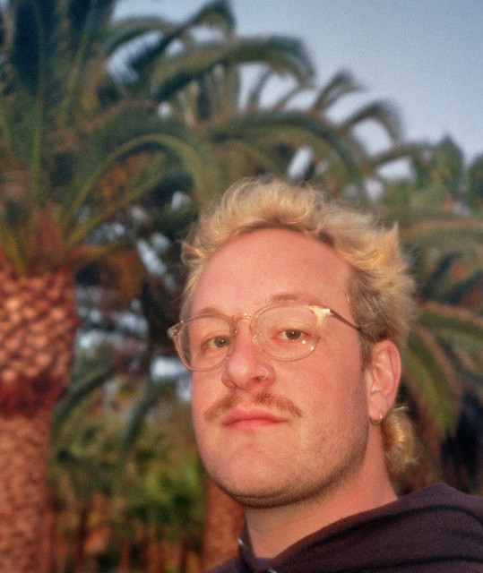 tuftyhead