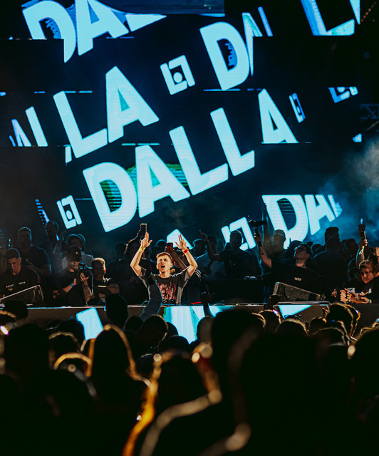 Dalla | Spotify