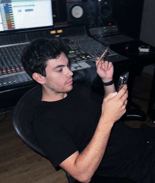 Zayl V