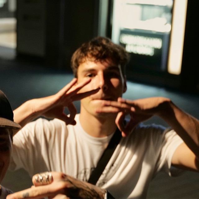 mosie | Spotify