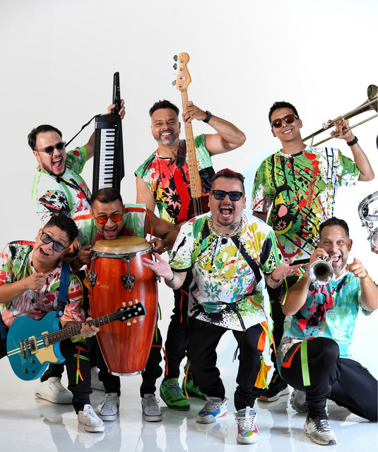 Los Ajenos
