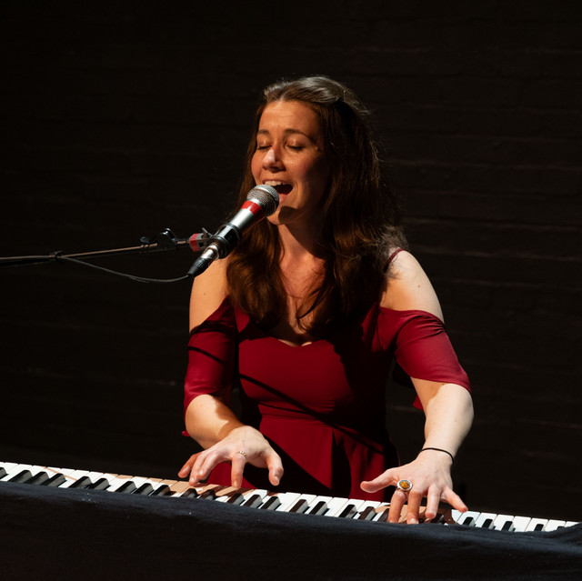 Sara Jasmin Page