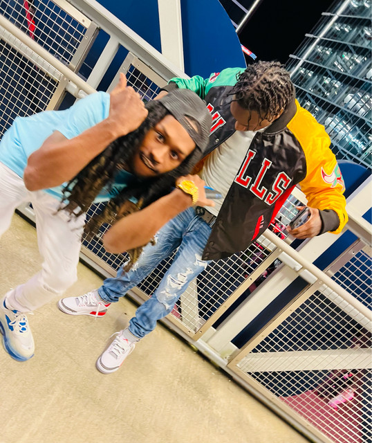 StarWill | Spotify