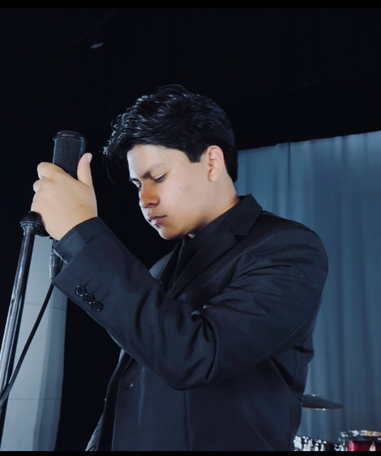 Chuy Hernandez Y Su Nueva Alianza