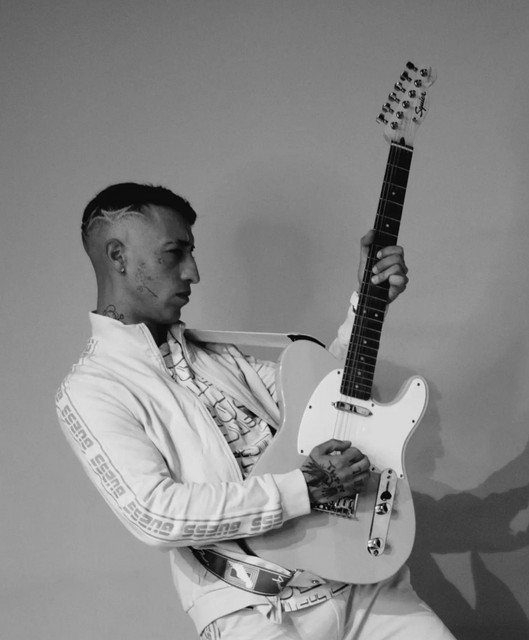 LA YOUNG: Songs list, genres, analysis and similar artists - Chosic