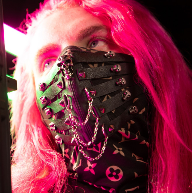 LIL PINK | Spotify