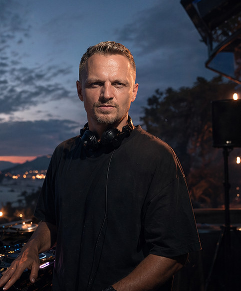 DJ Arianov